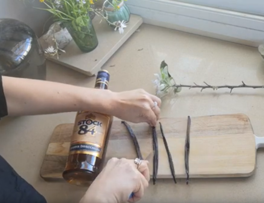 הכנת תמצית וניל משובחת בקלות בבית