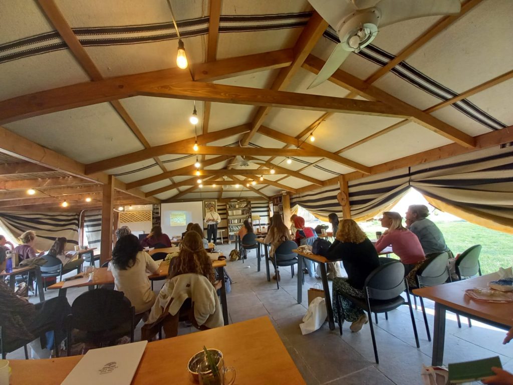 55c6f754-7599-4645-a158-ff77ae1e87c7